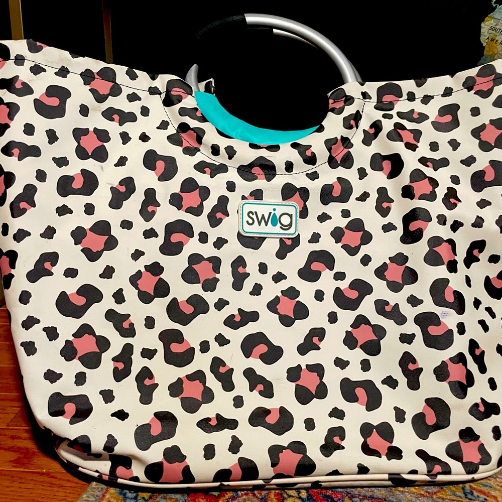 Swig tote